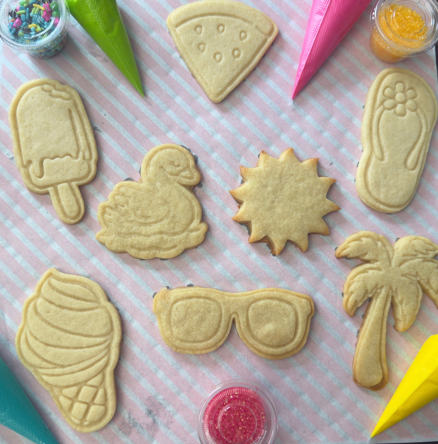 School's Out Summer DIY Cookie Decorating Kit